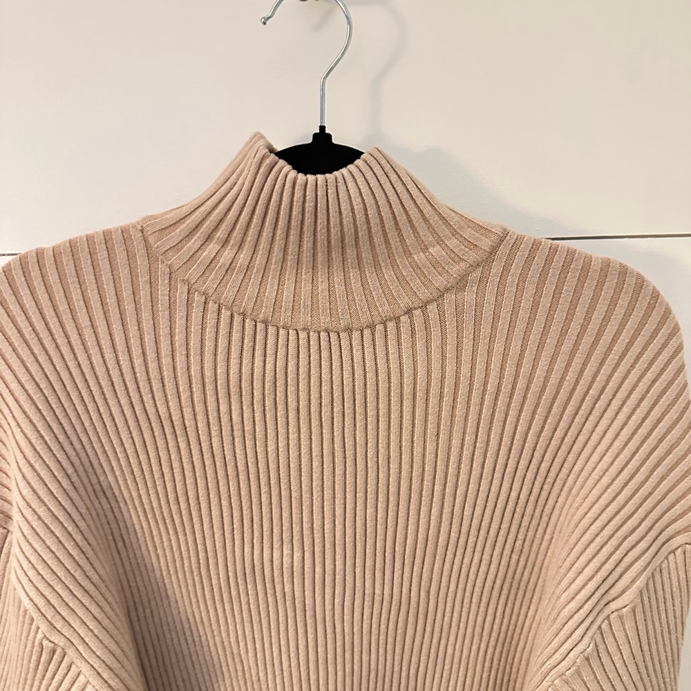VARLEY M Haggen 2.0 tan woman boxy mock neck viscose blend ribbed stretch top - Picture 6 of 14